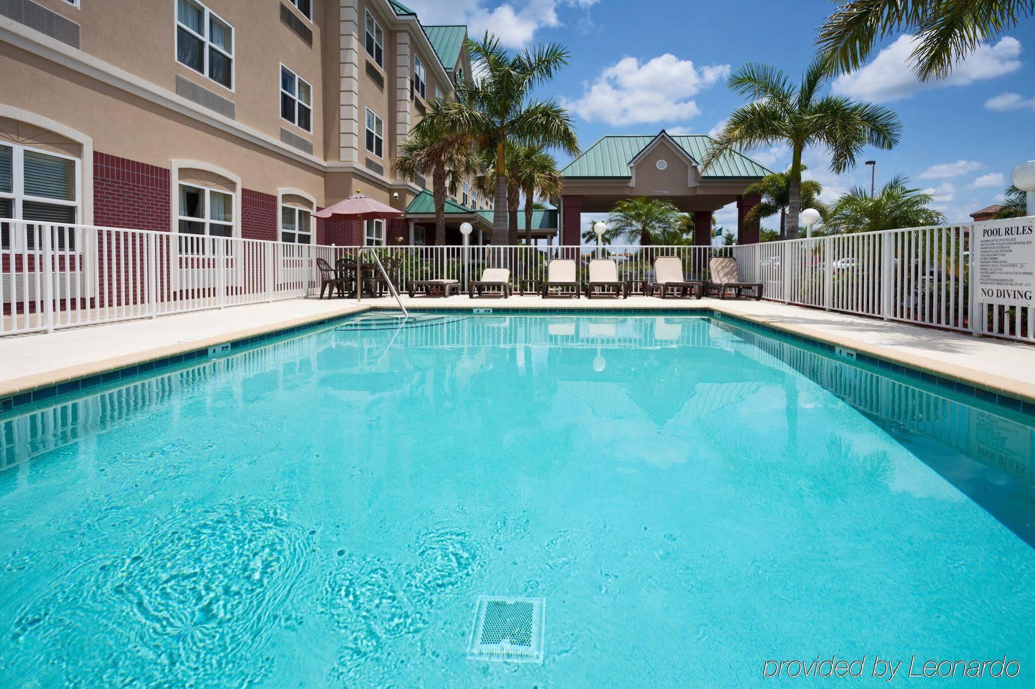 Country Inn & Suites By Radisson, Bradenton-Lakewood-Ranch, Fl Exteriör bild